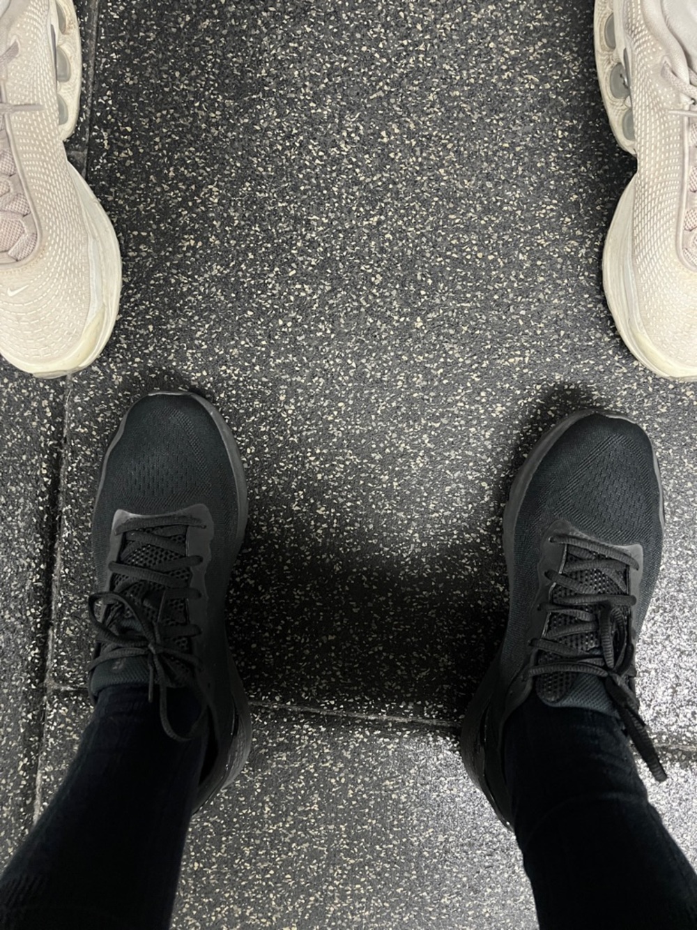Used Under Armour gym shoes - Picture 13 of 13